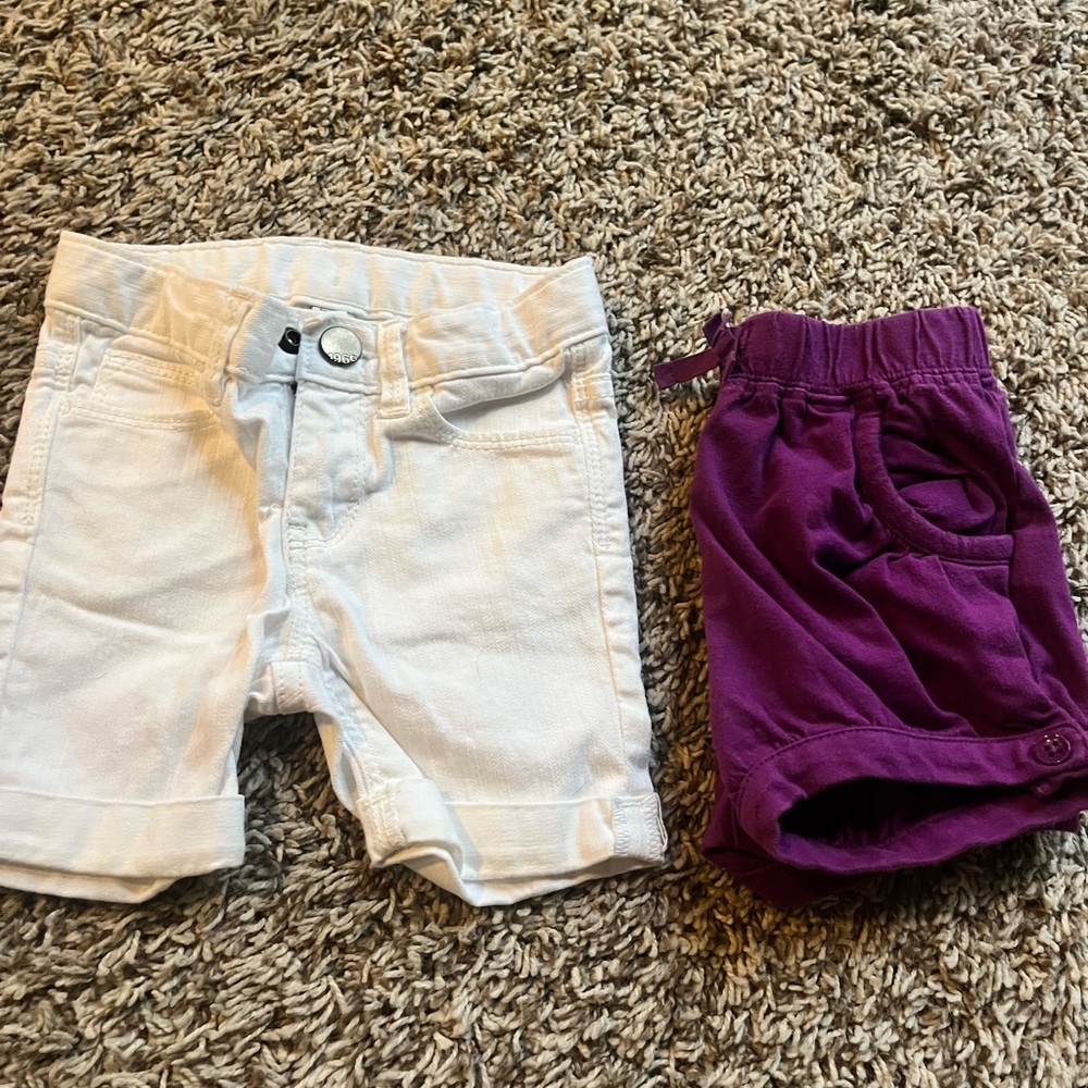 Baby gap 12-18 mos shorts
